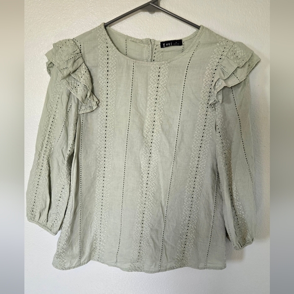 VERY J Boho Ruffle Eyelet Blouse Blush Size Medium - Picture 1 of 6